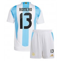 Camisa de Futebol Argentina Cristian Romero #13 Equipamento Principal Infantil Copa America 2024 Manga Curta (+ Calças curtas)